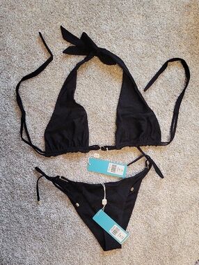 Beach Bunny Bikini Set Sold Separately Or As A Pair!